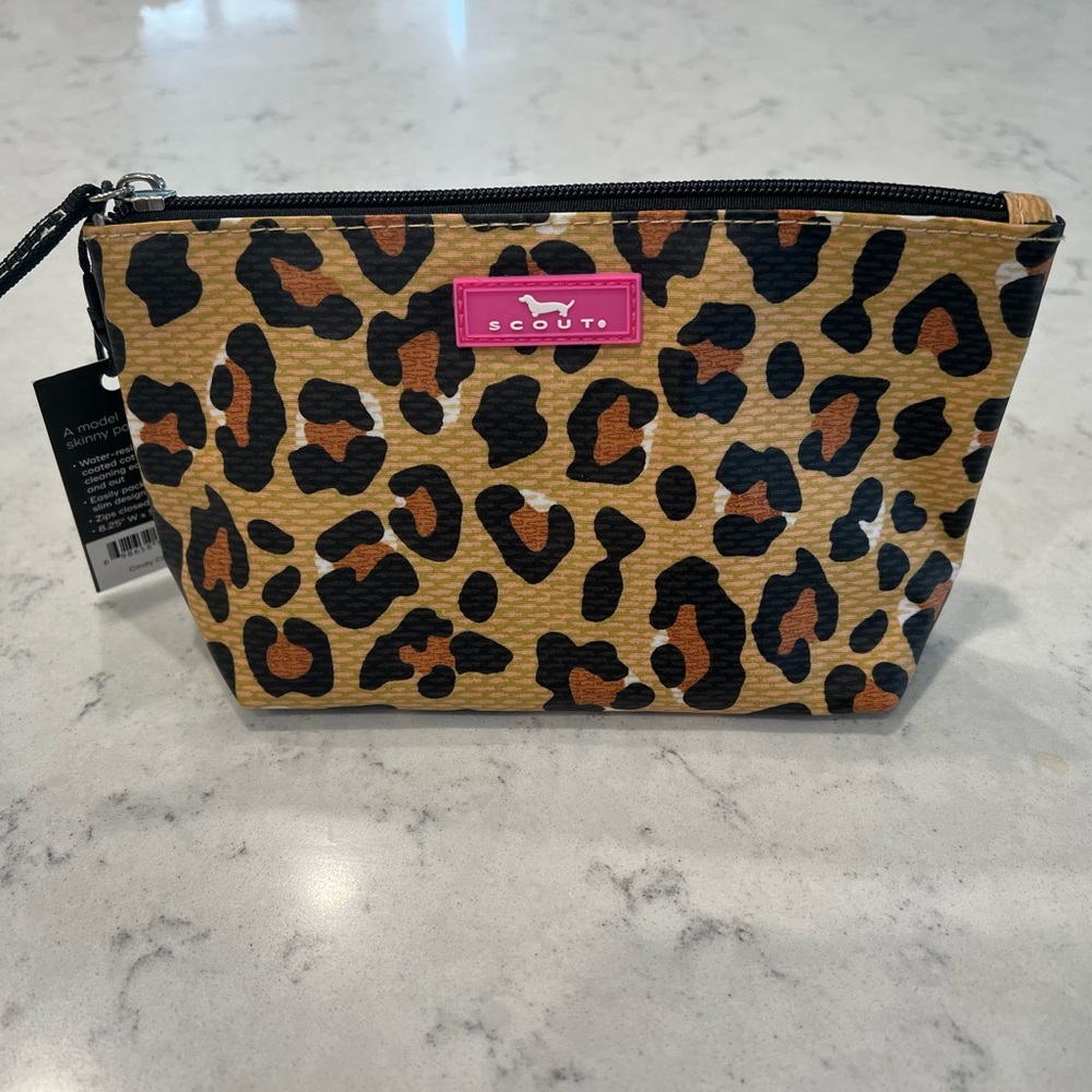 Brand new Scout Twiggy makeup bag